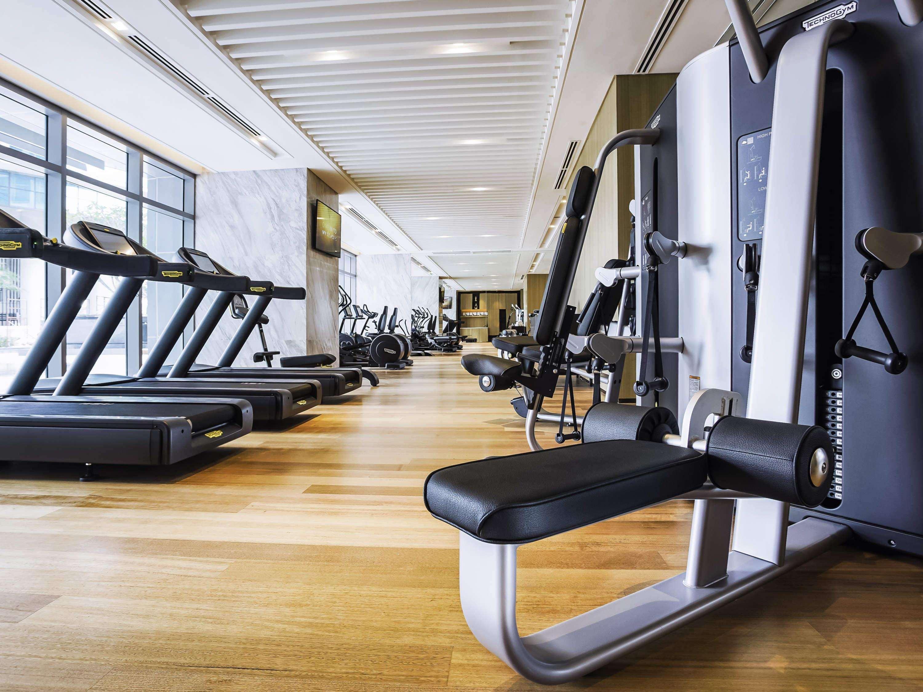 Sofitel Kuala Lumpur Damansara Otel Dış mekan fotoğraf The gym at the hotel