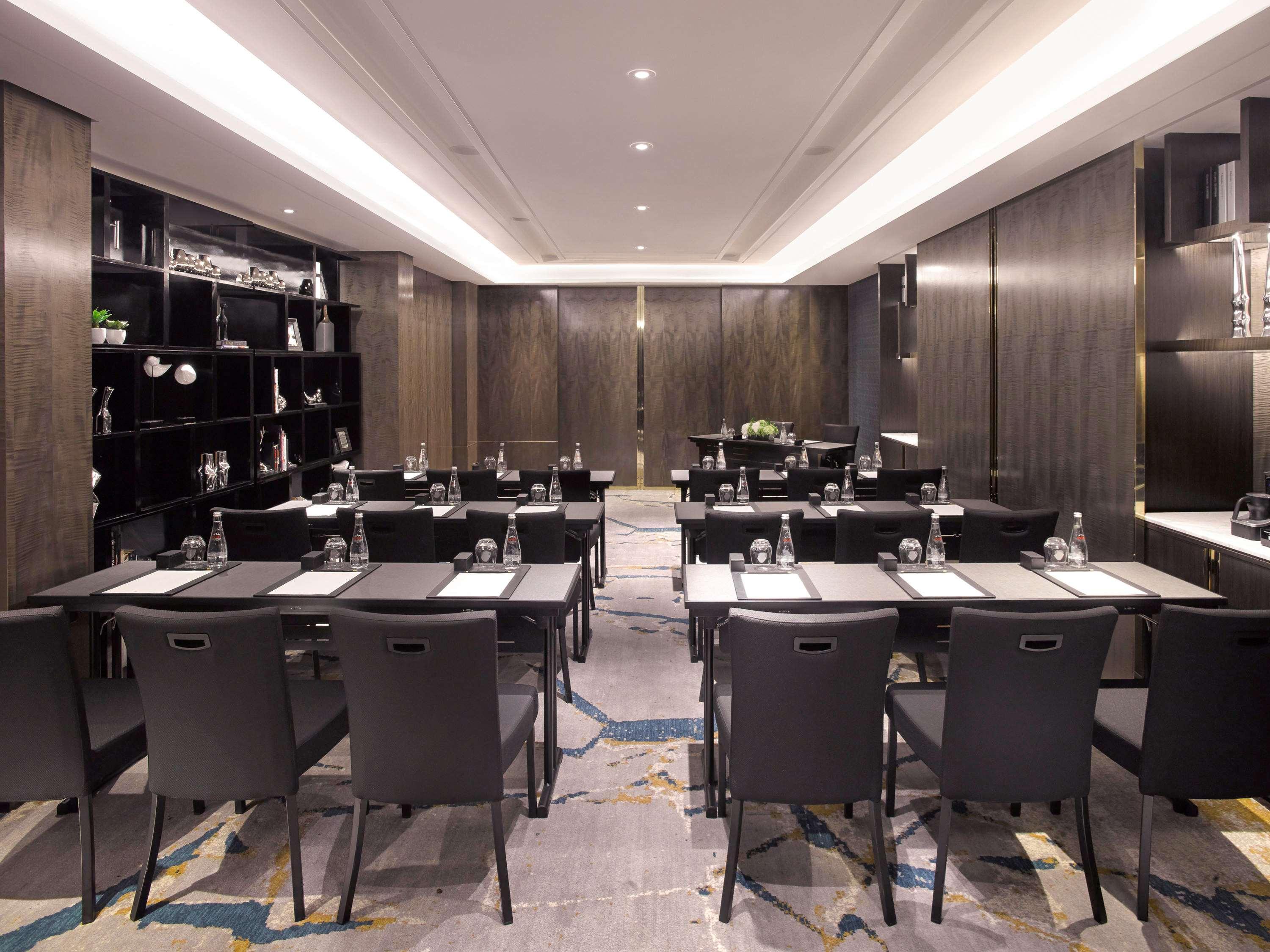 Sofitel Kuala Lumpur Damansara Otel Dış mekan fotoğraf Meeting room