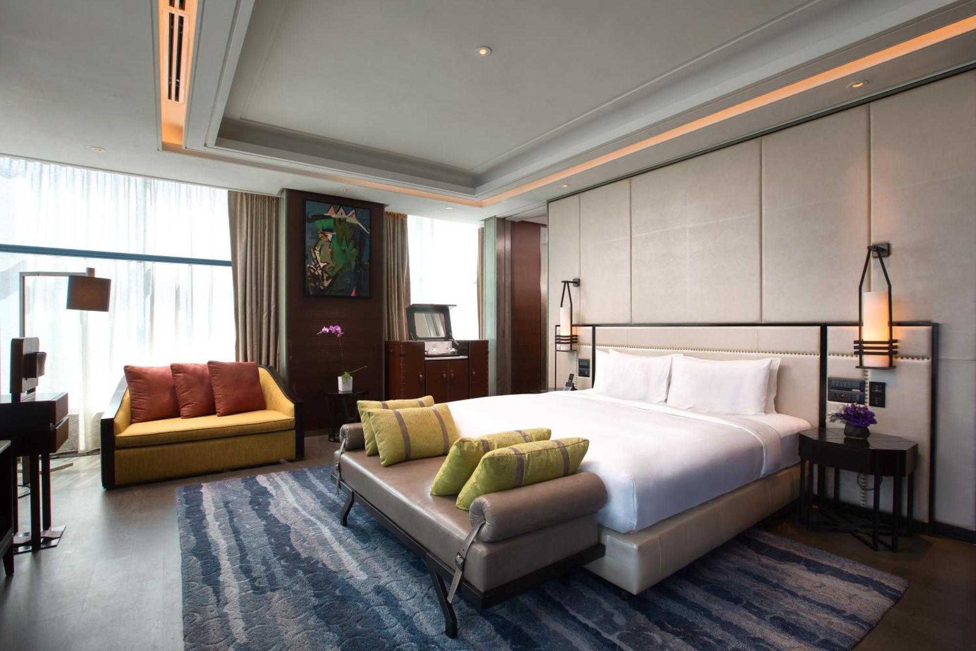 Sofitel Kuala Lumpur Damansara Otel Dış mekan fotoğraf A bedroom at the hotel
